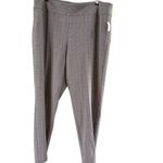 Roz & Ali Gray Ankle Cropped Pants Photo 2