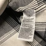 Old Navy Black Buffalo flannel shirt. Size Medium Photo 9