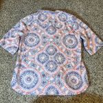 Chico's  No Iron Geometric Print Button Down Shirt Womens Size 1 (M) Photo 6