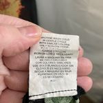 Twine & String  size medium, black floral sleeveless blouse‎ Photo 3