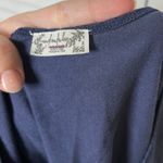 Free People  Intimately Boxy Crop V neck Tee Size Medium NWOT 95% Cotton Photo 3