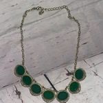 Gold and beautiful emerald green stone necklace Photo 3