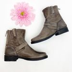Frye Vicky Artisan Back Zip Leather Ankle Buckle Boots: Charcoal Taupe Grey Photo 6