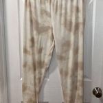 Nicole Miller Cozy Tie-Dye Loungewear Set Beige Cream Sweatshirt & Joggers Two-L Photo 2