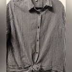 LC Lauren Conrad  Plus Blouse Gingham Plaid Knot-Hem Button-Up XXL black/white Photo 3