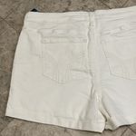 Hollister  Curvy High Rise White Denim Jean Shorts 3” NEW Size 21 Photo 7