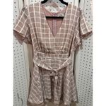 Allison & Kelli Blush Pink Grid Print Wrap Romper Shorts L Flutter Sleeve Belted Size L Photo 1