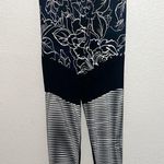 Alto Giro Fun Fitness Floral Colorblock Navy & White High Rise Striped Leggings Blue Size M Photo 6