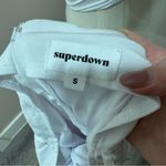 superdown  Lydia White One Shoulder Crop Top & Tulip Hem High Low Maxi Skirt S Photo 6