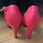 Chase and Chloe  Women's Teardrop Cut Out T-Strap Mid Heel Dress Pumps Photo 3