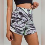 Lululemon  Hotty Hot High-Rise Short 4” Green/Black - Special Edition - Size 4 Photo 2