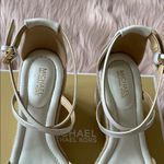 NWT Michael Michael Kors
Mandy Espadrille Wedge Sandals White Size 6.5 Photo 4