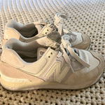 New Balance Shoes Women’s Photo 0