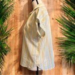 Patagonia  Women’s Lightweight A/C® Shirt - Cali Stripe: Isla Yellow - XS Photo 2