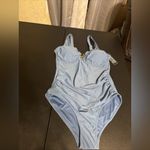 Chic Blue One Photo 7