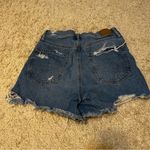 American Eagle COPY -  highest rise 90s boyfriend distressed jean shorts size 4 Photo 2
