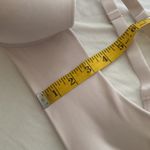 Vanity Fair bra wider sides adjustable straps and back double hook size 38B Photo 6