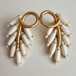 Napier Vintage 1960s White Milkglass Rhinestone Leaves Clip on Earrings Gold Photo 0