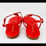 Salvatore Ferragamo Tahiti Embellished Coral Leather Thong Logo Flat Sandals 7.5 Photo 4