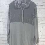 Velvet trim long comfy hoodie gray size Large Photo 1