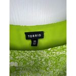 Torrid  Bright Green Floral Pattern Chiffon Pintuck Squareneck Cami Photo 2