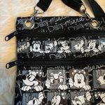 Disney Minnie Mouse Daisy Duck Crossbody Bag Photo 7