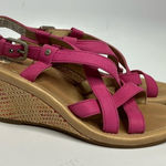 UGG  Gaiana pink leather wedge sandals size 7‎ Photo 0