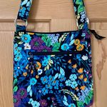 Vera Bradley Bag Photo 0