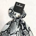 NWT Lulu’s Black & White Snake Print Scarf Ponytail Holder Photo 2