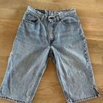 Levi's VTG Levi’s women’s capri blue Bermuda denim junior size 7 Photo 0