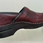 Dansko  dark red leather professional slip on clog shoes non stick size 40 / 9.5 Photo 4