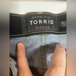 Torrid  5 Button Sky High Skinny Premium Everyday Stretchy Casual Jeans Sz 24R Photo 13