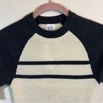 BDG ✨  Sloan Sweater Tee Gray Cream Medium NWT Photo 2