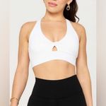 Fabletics OASIS TWIST MEDIUM IMPACT SPORT BRA WHITE Photo 2