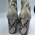 Steve Madden Rookie Faux Leather Grey Snake Embossed Ankle Boots 9 Western Photo 9