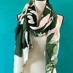 Virginia wolf rose and leaf multi wear wrap Green Photo 0