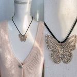 Hot Topic Mariposa 🦋 Gold Butterfly Pendant Necklace Photo 0