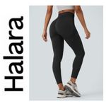 Halara NWT  OneForm Seamless Flow High Waisted Booty Scrunch Yoga Leggings Black Photo 1