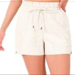 Zenana Outfitters vegan leather paper bag waist short set. Off white. Medium. NWOT Photo 2