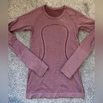 Lululemon  Swiftly Tech Long Sleeve Photo 0