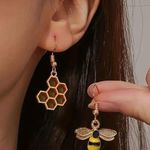  Stand-Out Bee & Honeycomb Mismatched Earrings Photo 0
