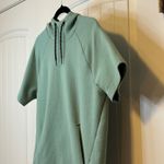 Old Navy  Active Dynamic Fleece Short Sleeve Hoodie Women's Casual Top‎ Workout # Photo 2