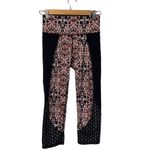 Athleta  Salutation Chatarunga Colorblock Cropped Capri Legging XS #227943-01‎ Photo 2