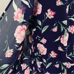 Lulu’s New V Photo 15