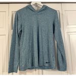 Nike  dri-fit green hooded athletic long sleeve top M Photo 1