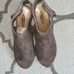 Seychelles  open back 3” block heel Velcro strap sandal, size 7.5 Photo 12