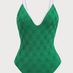 Berlook Green Textured Cut Photo 4