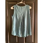 Kuhl  Women’s Shay Eucalyptus Embroidered V-neck Tank Top Size Medium Photo 3