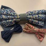 Claires Hair ditsy flower bow clips Multiple Photo 0