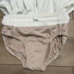 Lululemon  Hotty Hot Short‎ 4" White Running Shorts OVA Logo Size 2 Tall Photo 5